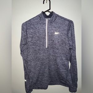 Dri-fit woman’s quarter zip